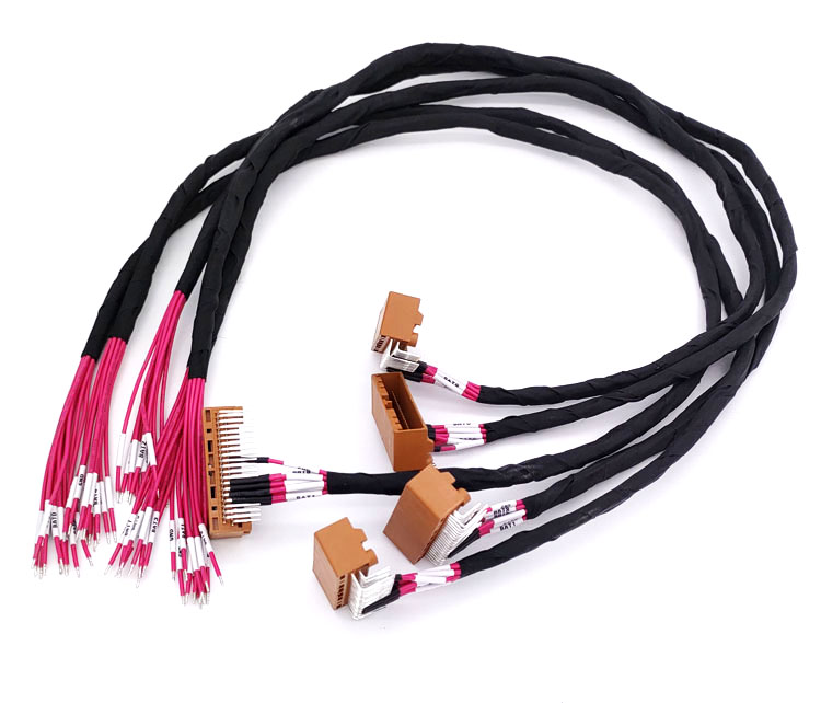 紫宸-定制补电插头